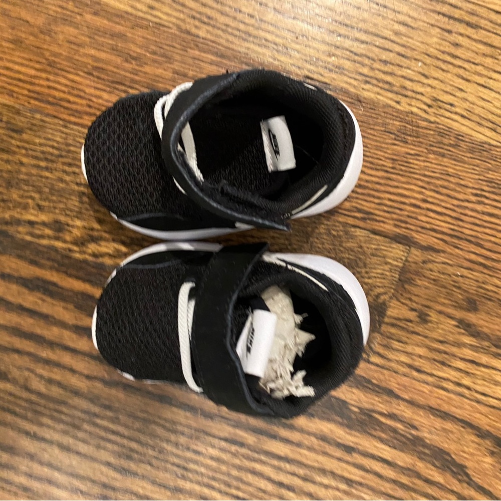 Black and White Baby Sneakers Nike never been worn brand new